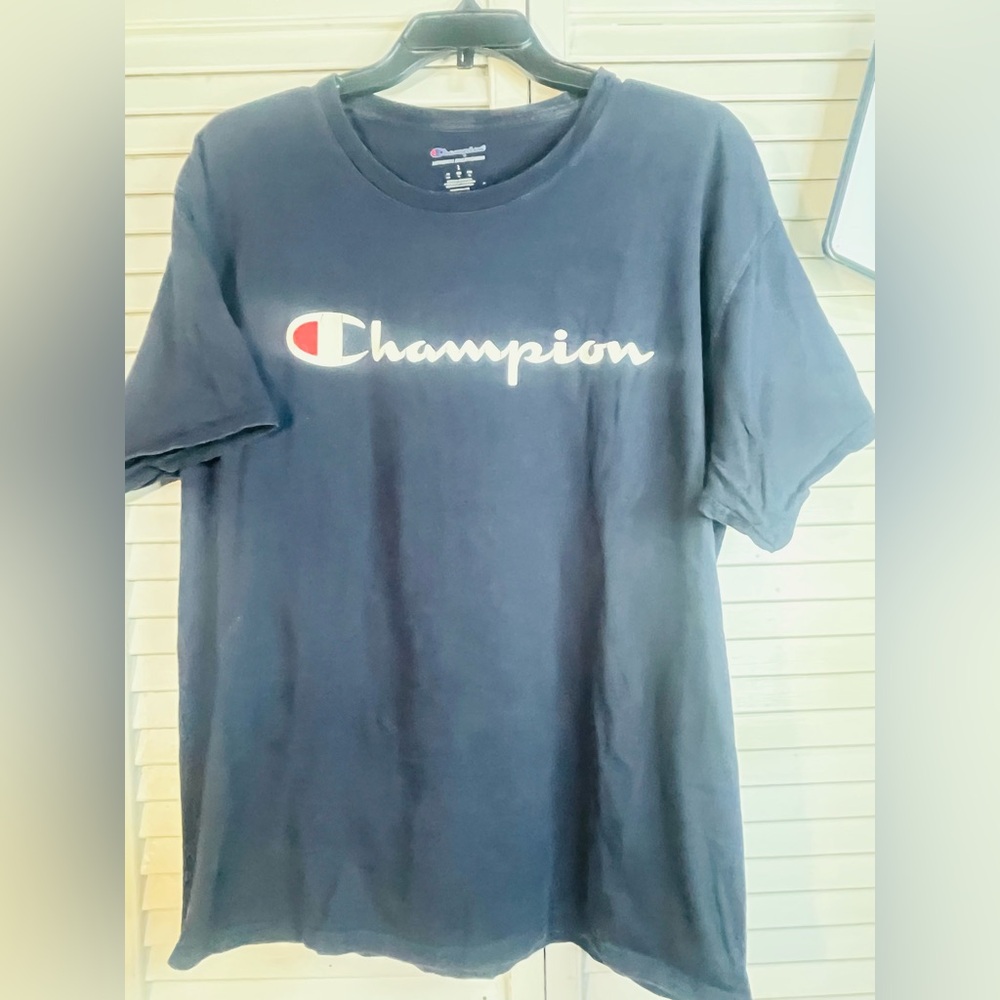 CHAMPION Navy short sleeve shirt